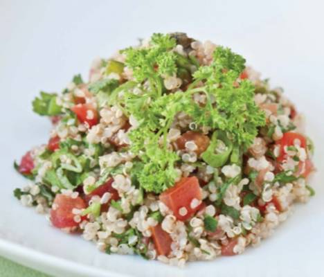 Tabulé de quinoa y jugo de limón