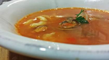 Sopa suave de marisco
